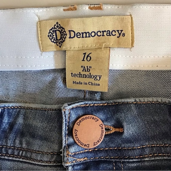 Democracy 16 AbTechnology Women’s Skinny Ankle Jeans Light Wash Distressed - Picture 6 of 10